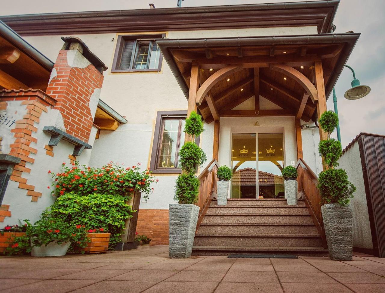 Hotel Krone Friesenheim  Εξωτερικό φωτογραφία